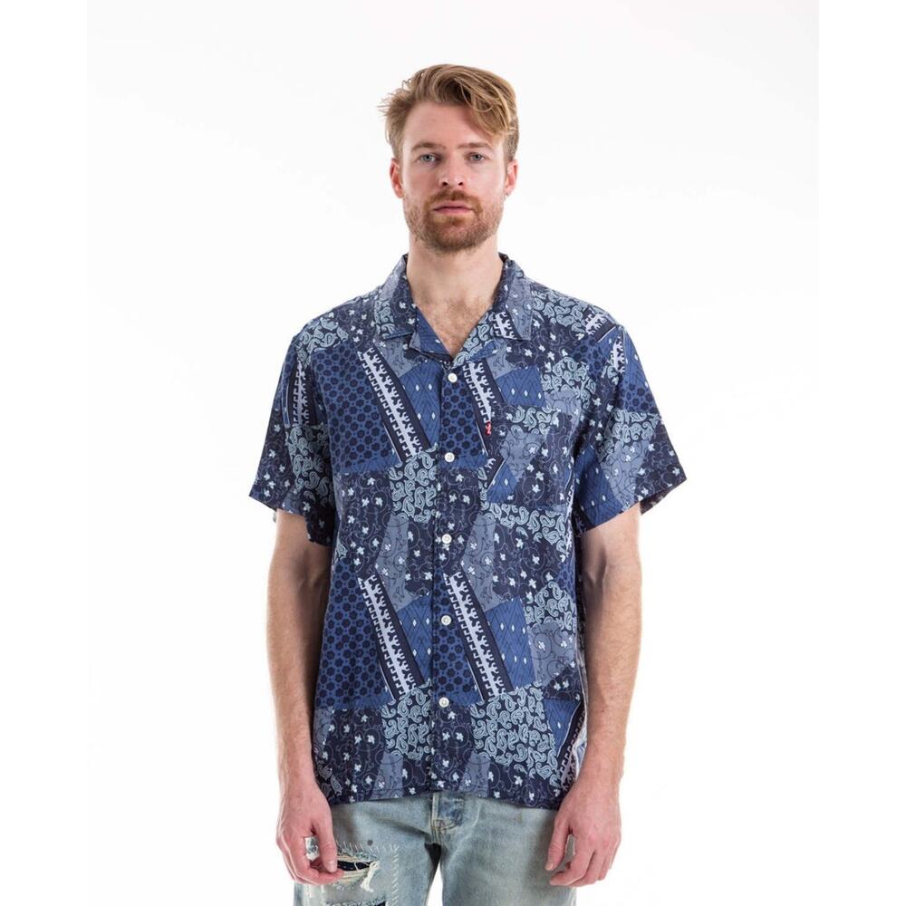 Levi's Sunset Camp Relaxed Fit Mens XL Blue Paisley Patchwork Short Sleeve Shirt